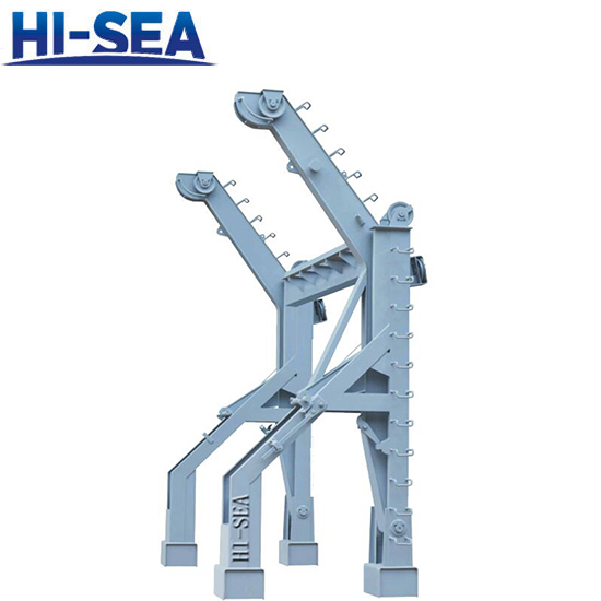 Gravity Luffing Arm Type Davit